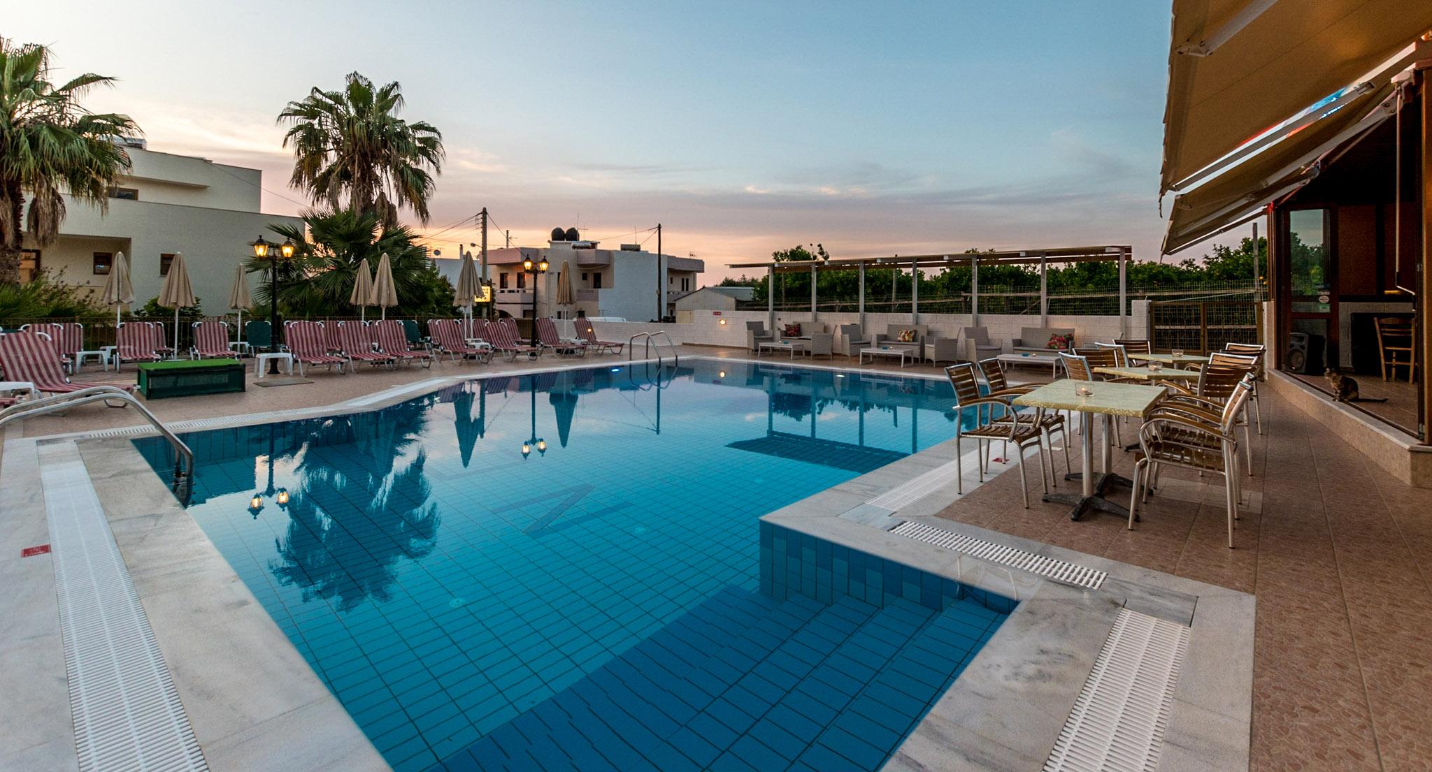 Newcastle Studios Malia Exterior foto