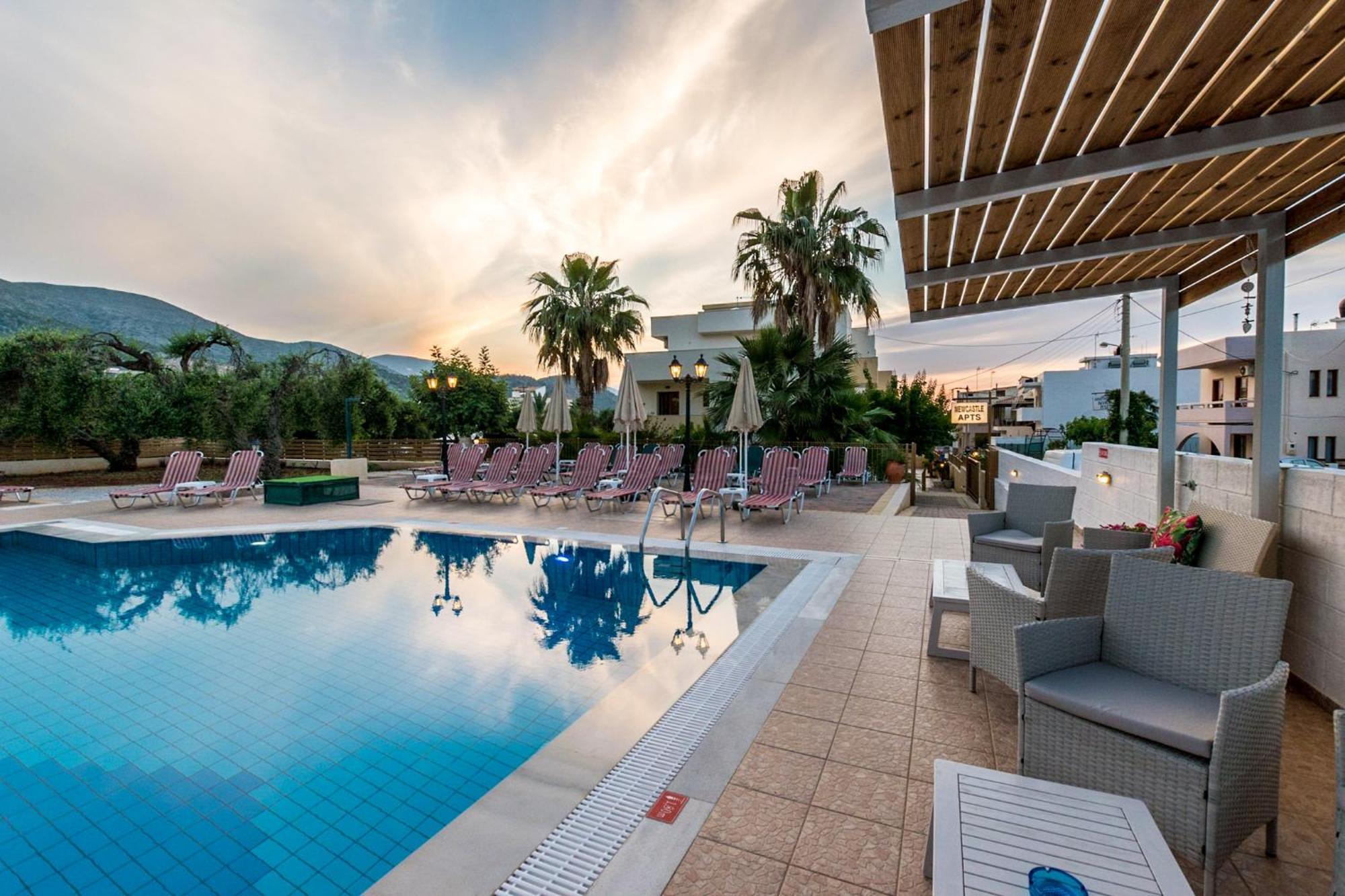 Newcastle Studios Malia Exterior foto